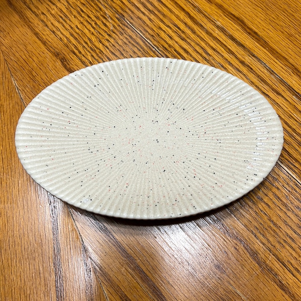 ASHLAND-stone look soap dish. New.